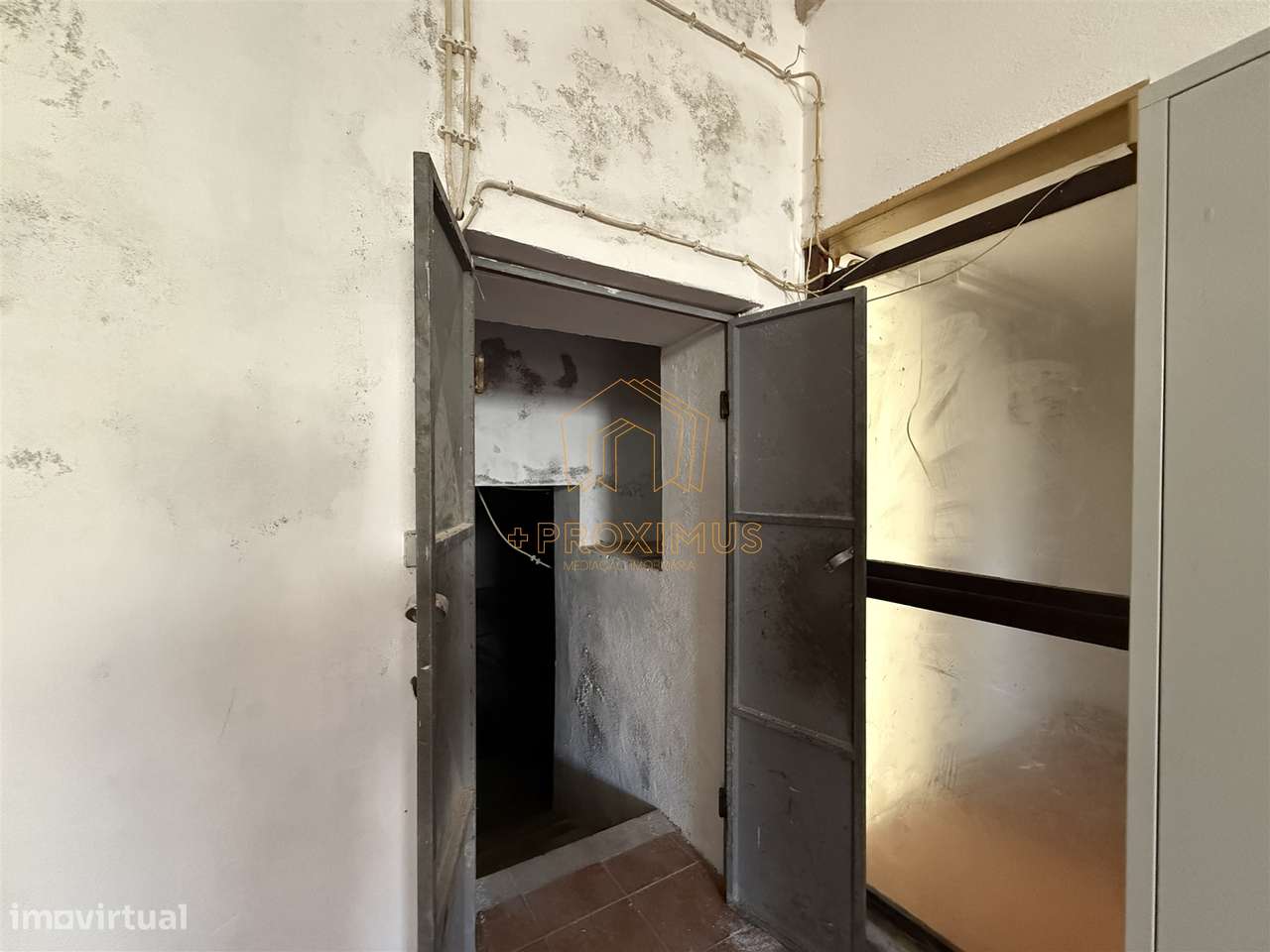 Prédio no centro da cidade - Figueira da Foz-9