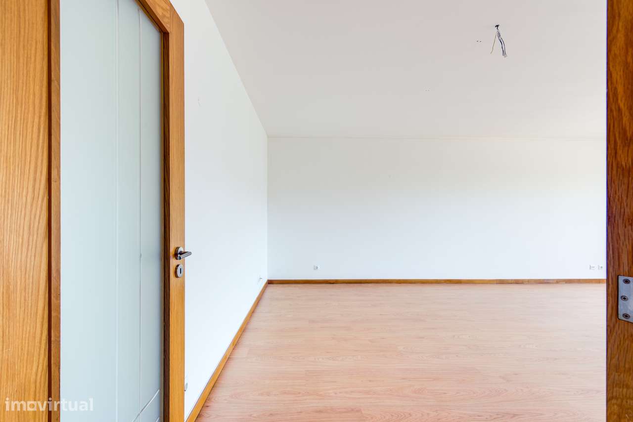 Apartamento T3 Venda em Ramalde,Porto-6