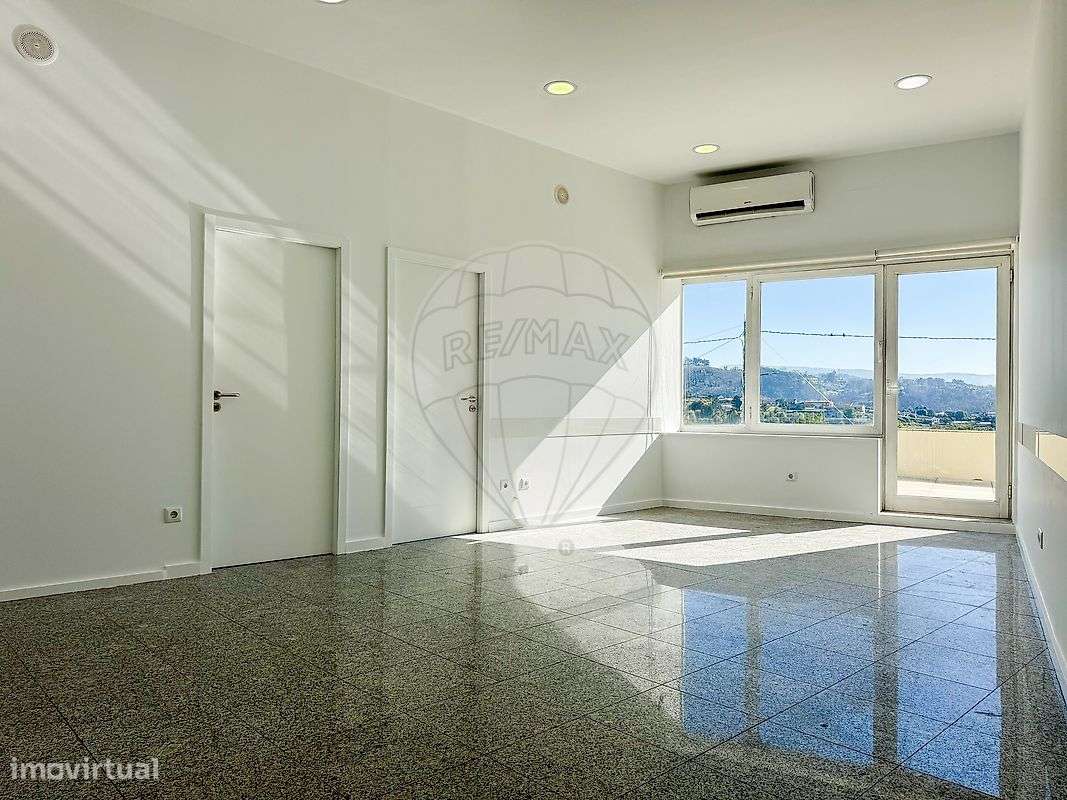 Loja  para arrendamento - Grande imagem: 4/15