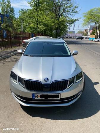 Skoda Octavia 2.0 TDI DSG Style - 18