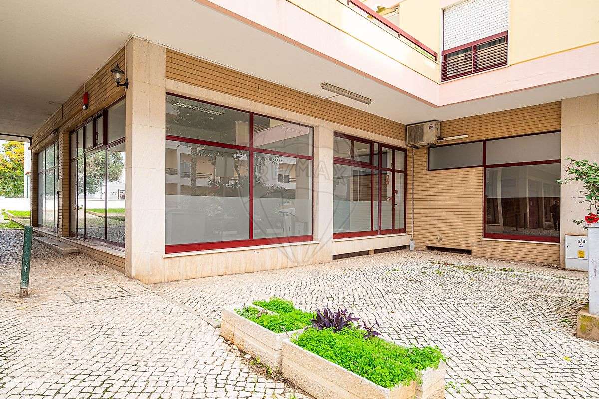 Loja  para arrendamento - Grande imagem: 4/11