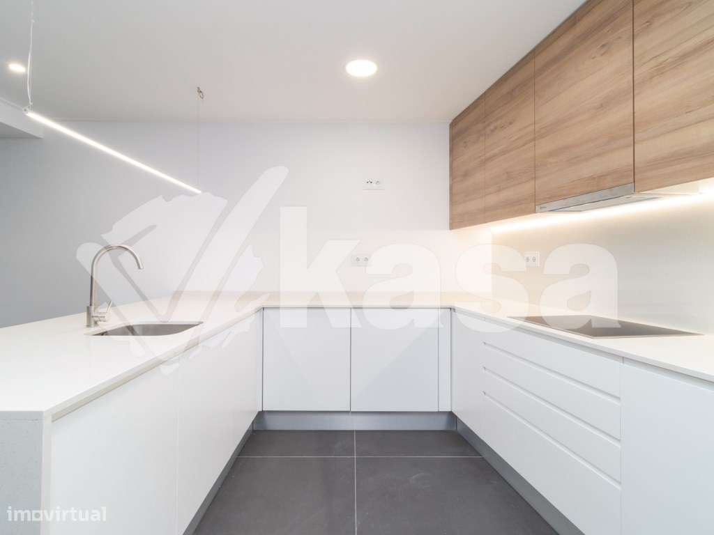 T2 Totalmente Remodelado junto ao LIDL-LUSO - Grande imagem: 2/25