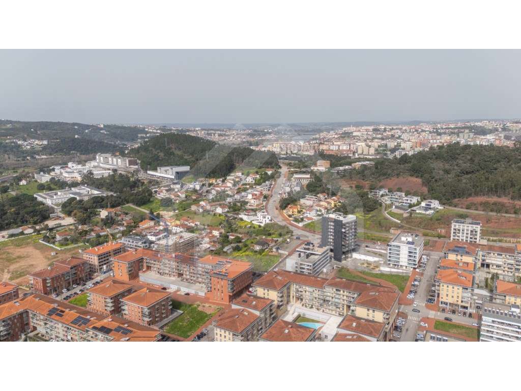 Apartamento T4 | Quinta da Portela | Último andar com piscina priva...-12