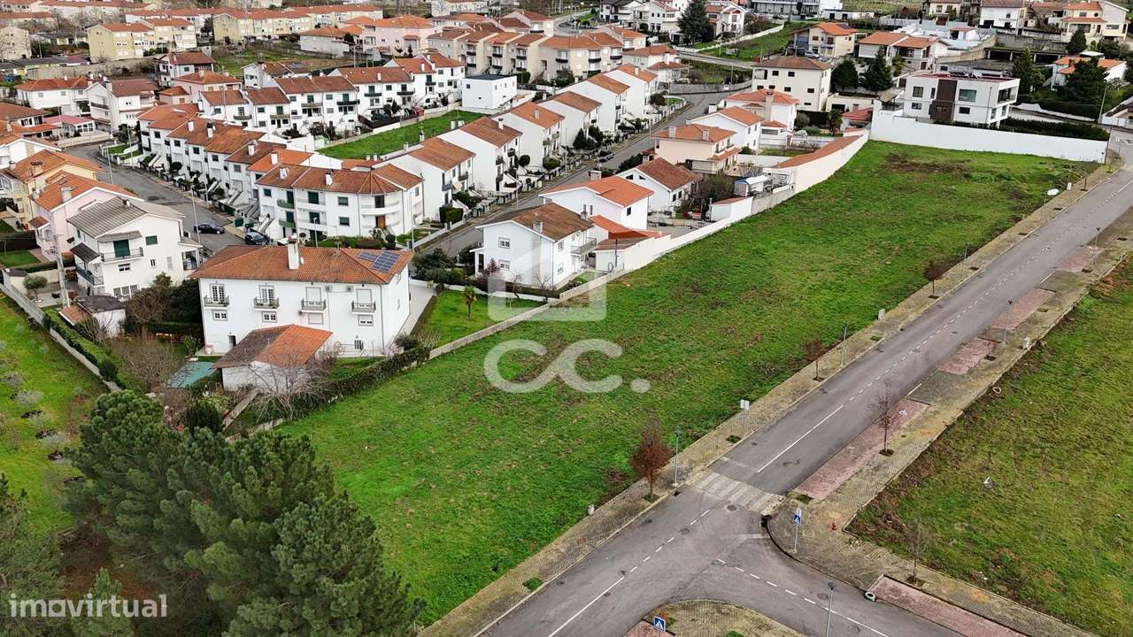 Lote de terreno destinado à construção de moradia, situado em uma loca - Grande imagem: 5/15
