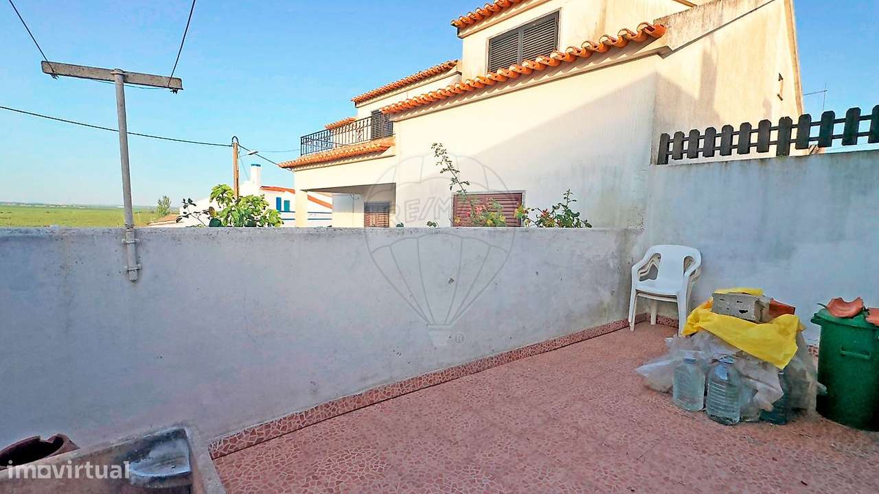 Moradia T2 para venda-21