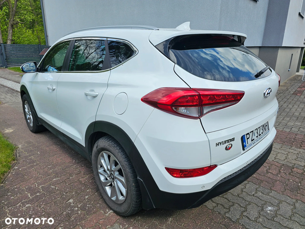 Hyundai Tucson 1.7 CRDI BlueDrive Comfort 2WD - 2