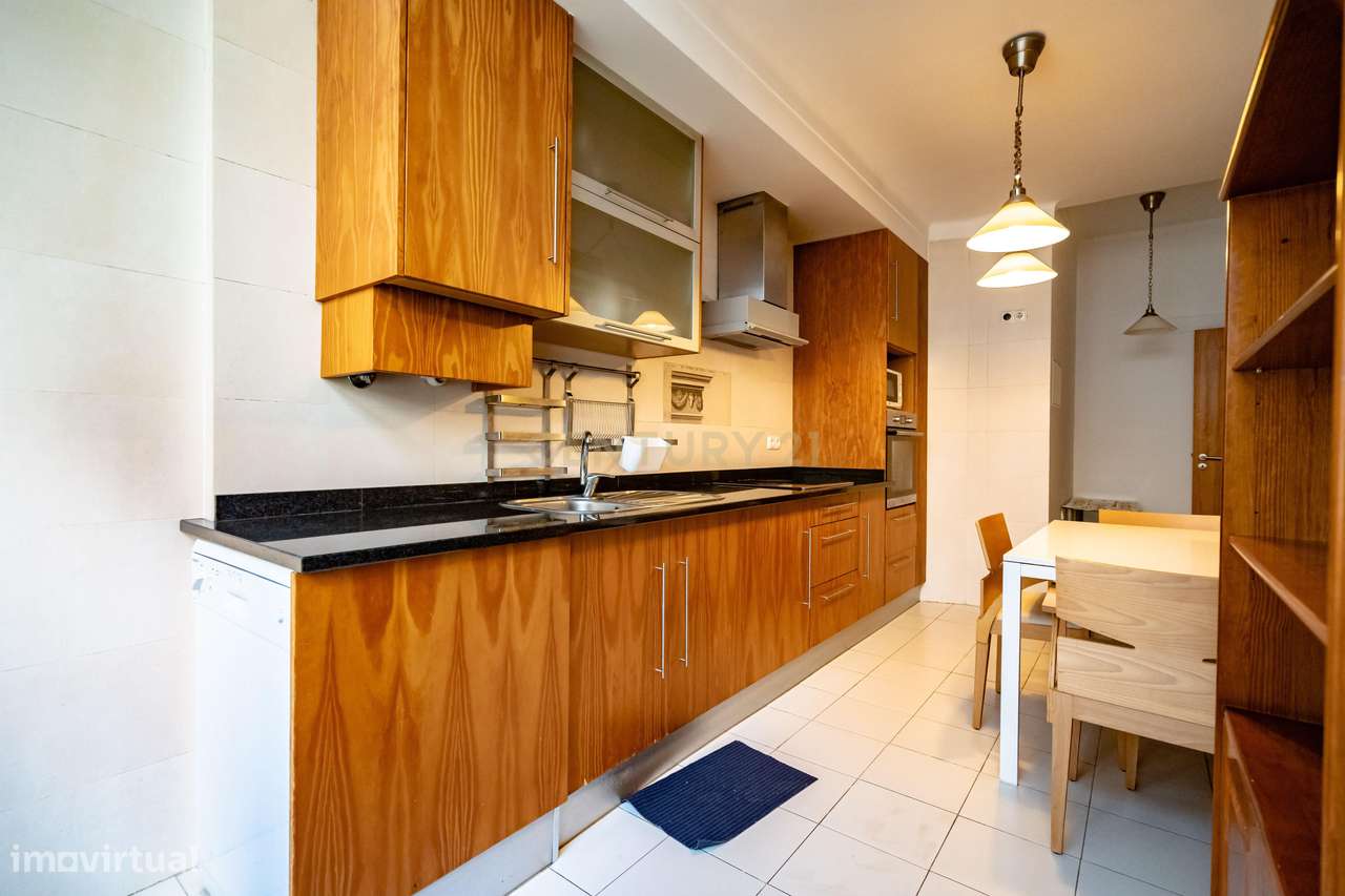 Apartamento T3 com garagem, em Celas, Coimbra-28