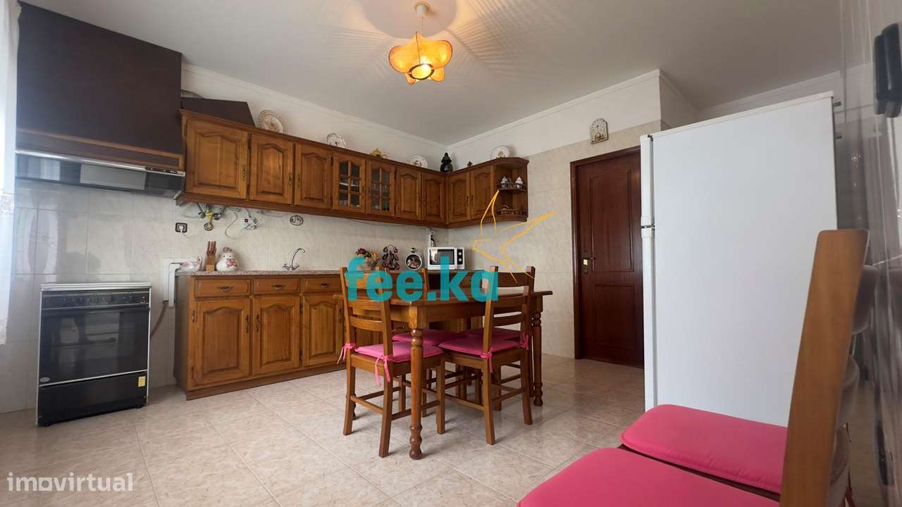 Apartamento T4 com Garagem-4