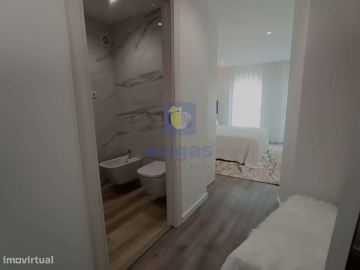Apartamento T4  em Pombal-16
