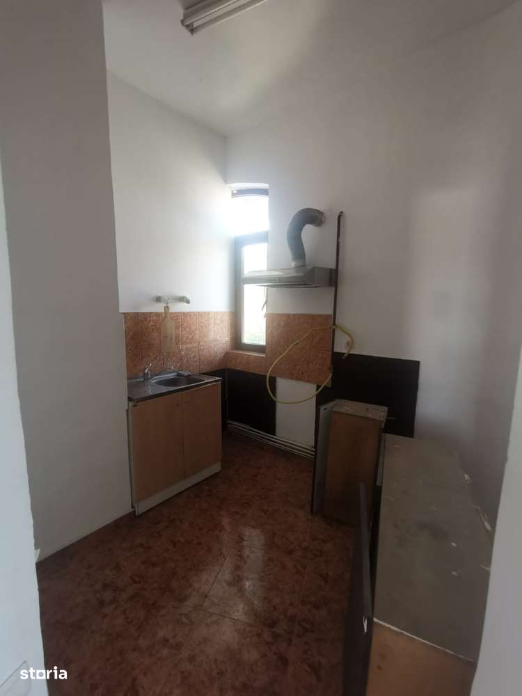 Cladire D+P+E zona Piata Mare - Imagine principală: 5/10