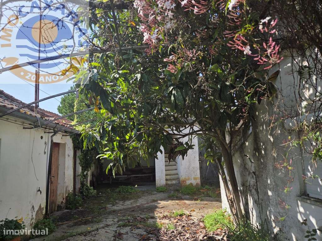 Refúgio Histórico do Séc. XIX: Onde a Tradição se Encontra com a Serra-54