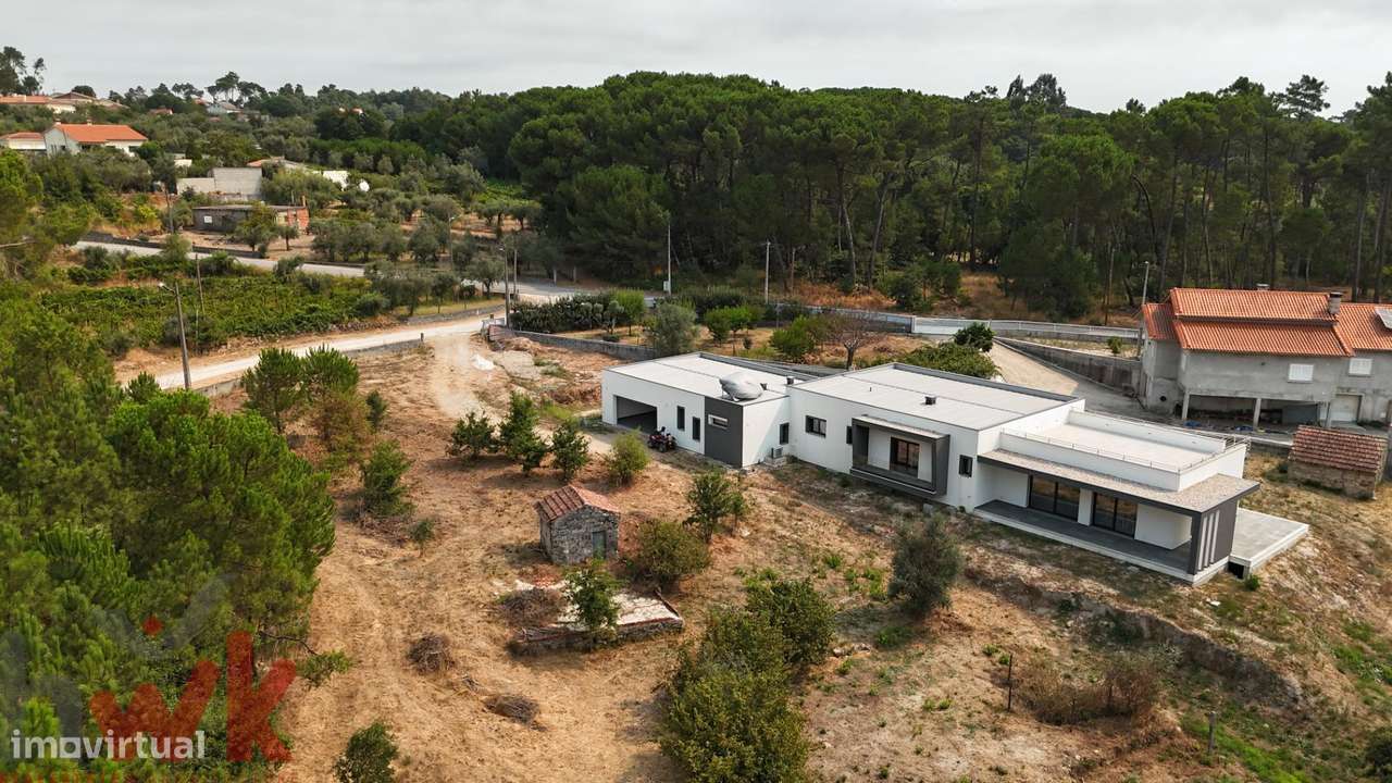 Moradia Nova T4+1 com Terreno-53