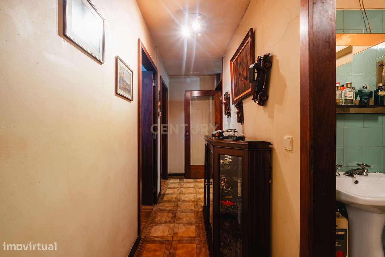 Apartamento T3 para Recuperação na Senhora da Hora, Matosinhos-16