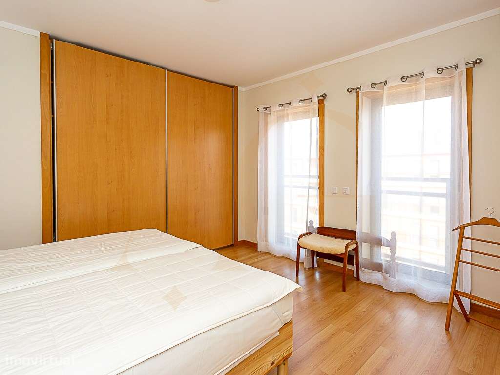 Apartamento T3 em Olhão com vistas incríveis e piscina comum-34