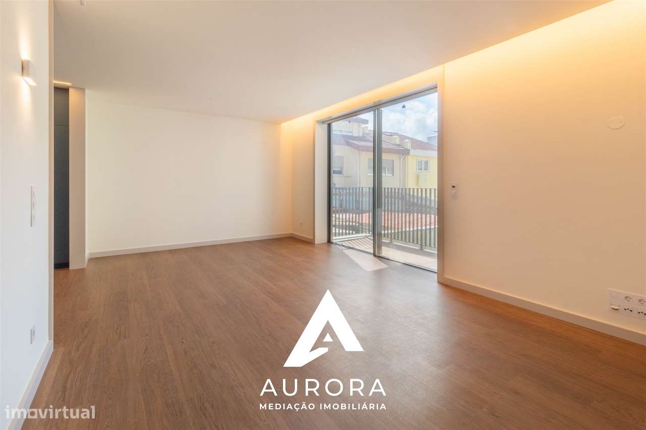 Apartamento T2 nascente/sul a 100 metros da praia de Espinho-0
