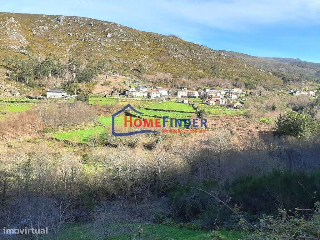 Moradia para Restauro - Fiães, Melgaço-45