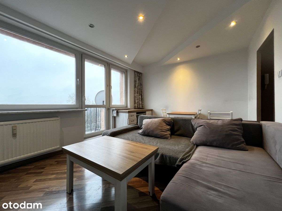 M5 z balkonem na Retkini-0