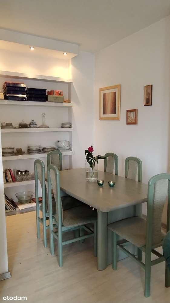 Taras ,widna kuchnia,  2 łazienki, piwnica, miejsce w garażu-2