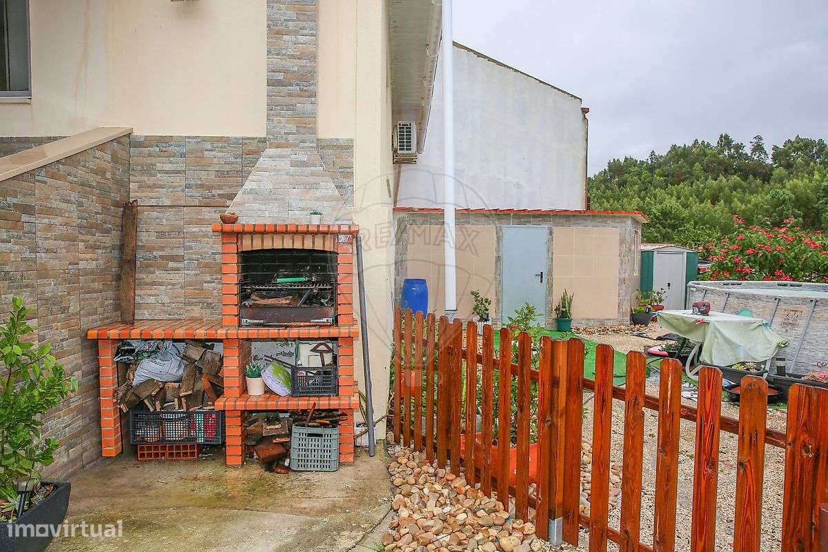 Moradia T4 para venda-25