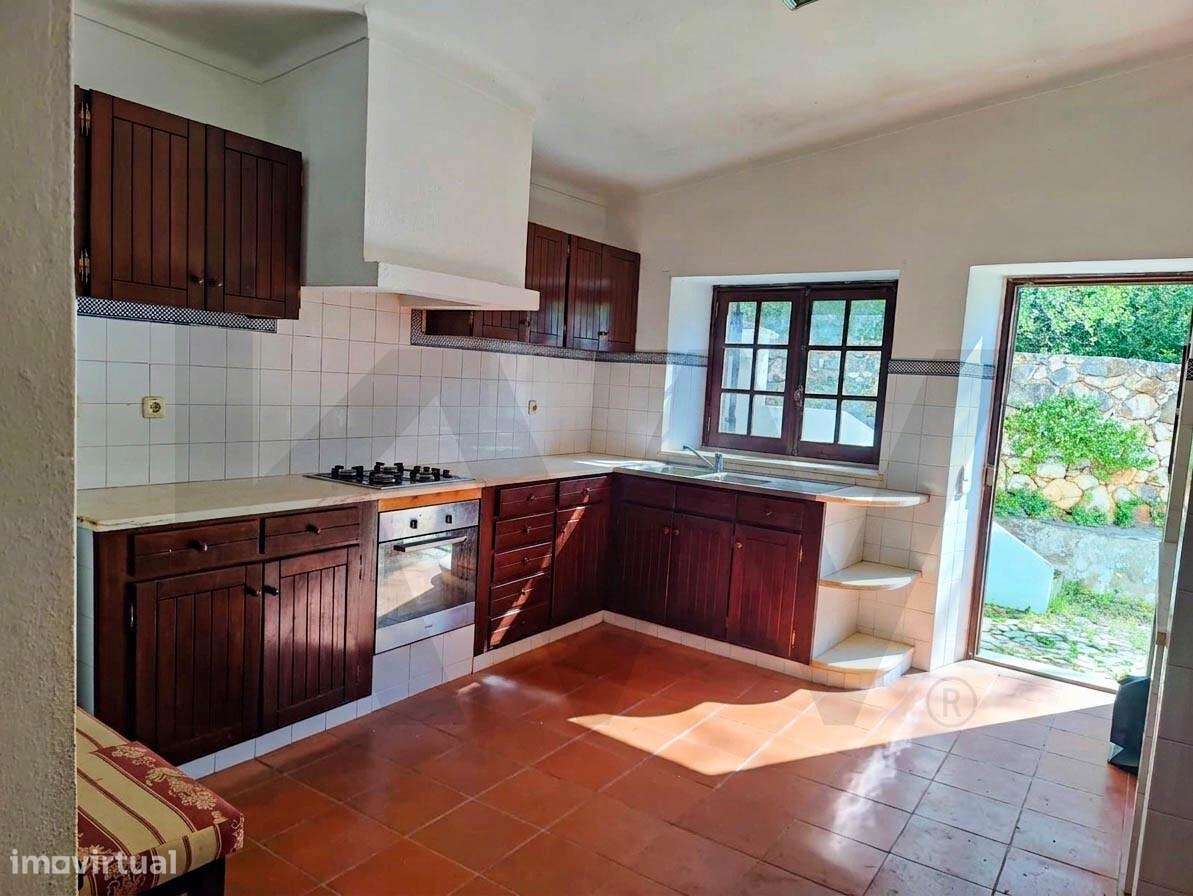 Quinta em Arão- T3+1 com piscina e terreno de 8000m2-12