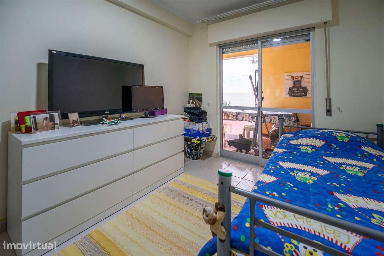 T3 com terraço no coração de Olhão-12