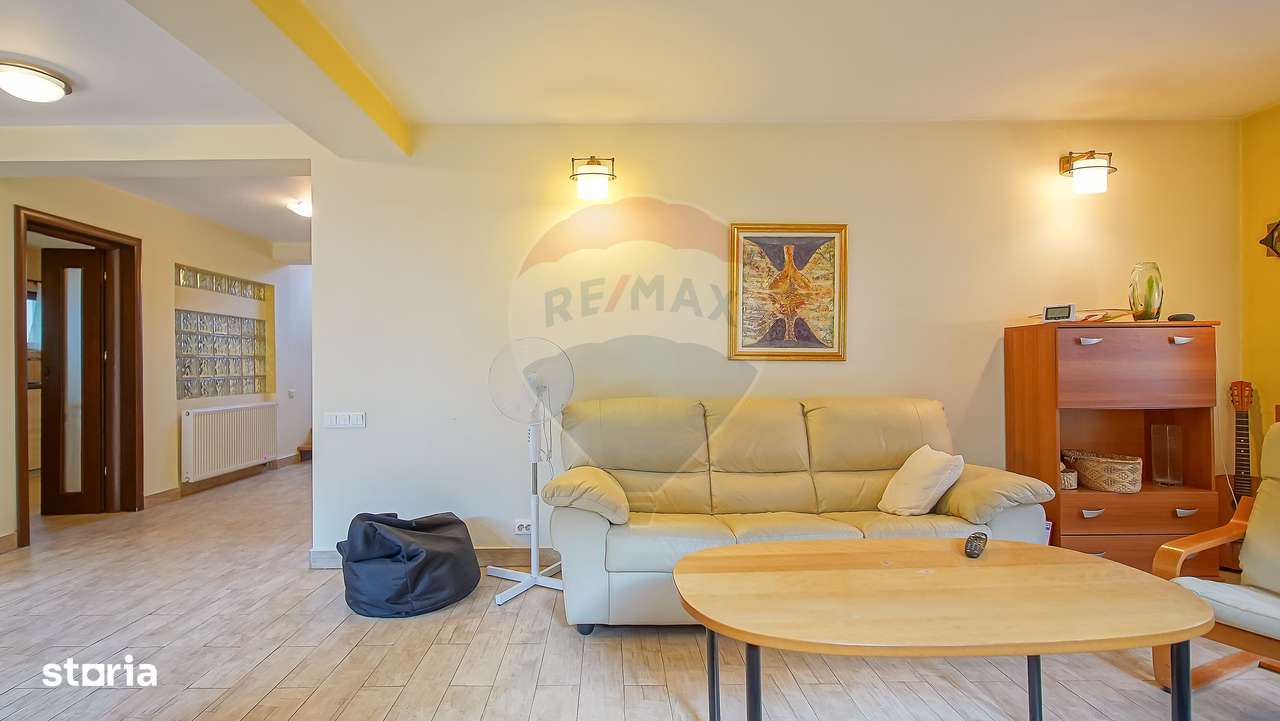 Casă  de inchiriat, Schei - Imagine principală: 4/20