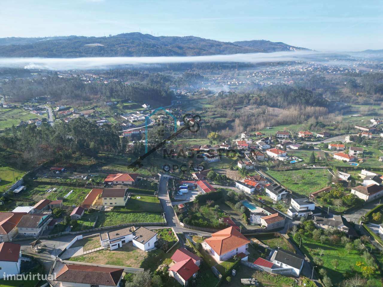 Terreno Urbano com 1.335 m² — Arosa, Guimarães-11