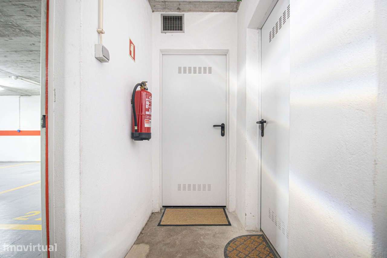 Apartamento T4 | Quinta dos Barros | Alvalade | 196 m²-46