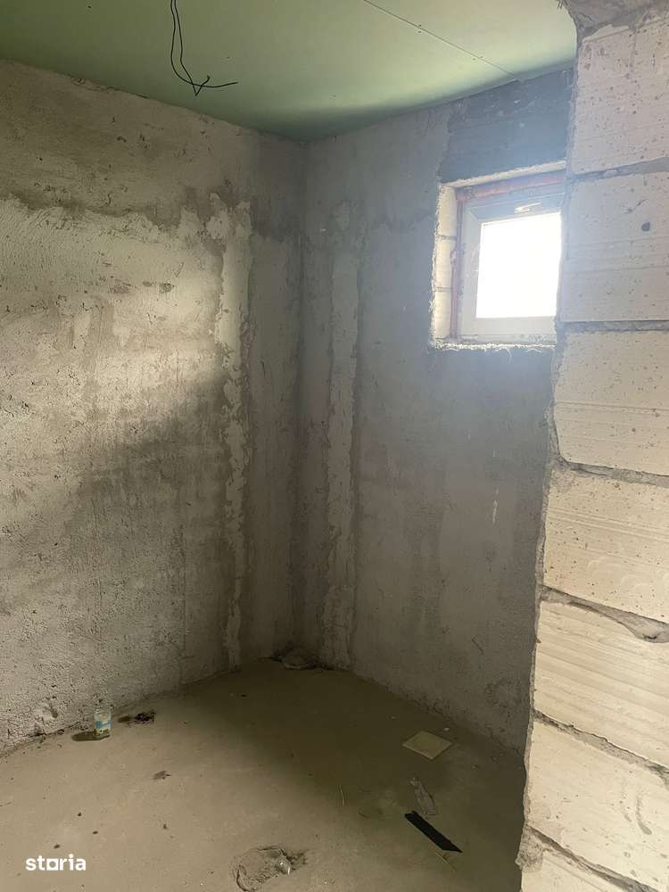 Casa de vanzare, Poroschia, in constructie avansata-7