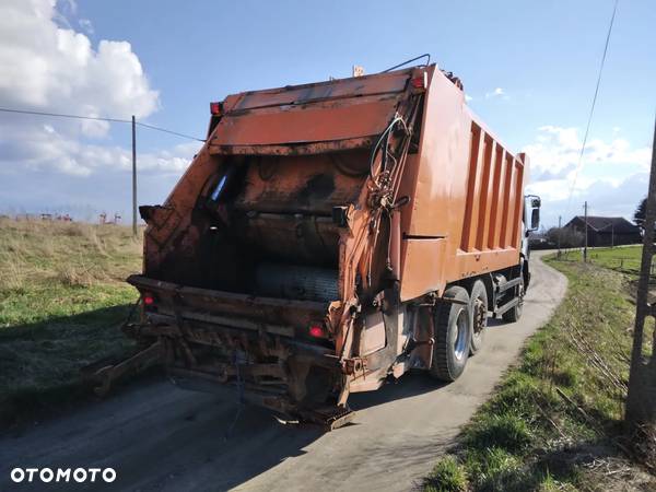 Mercedes-Benz 2422L - 6