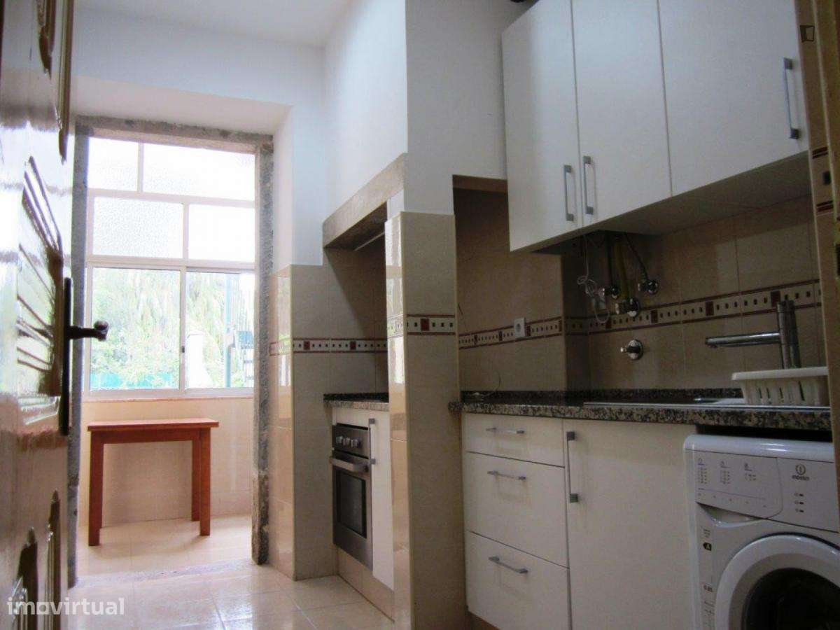 Quarto - localizado em Alcântara Lisbon - Grande imagem: 4/12