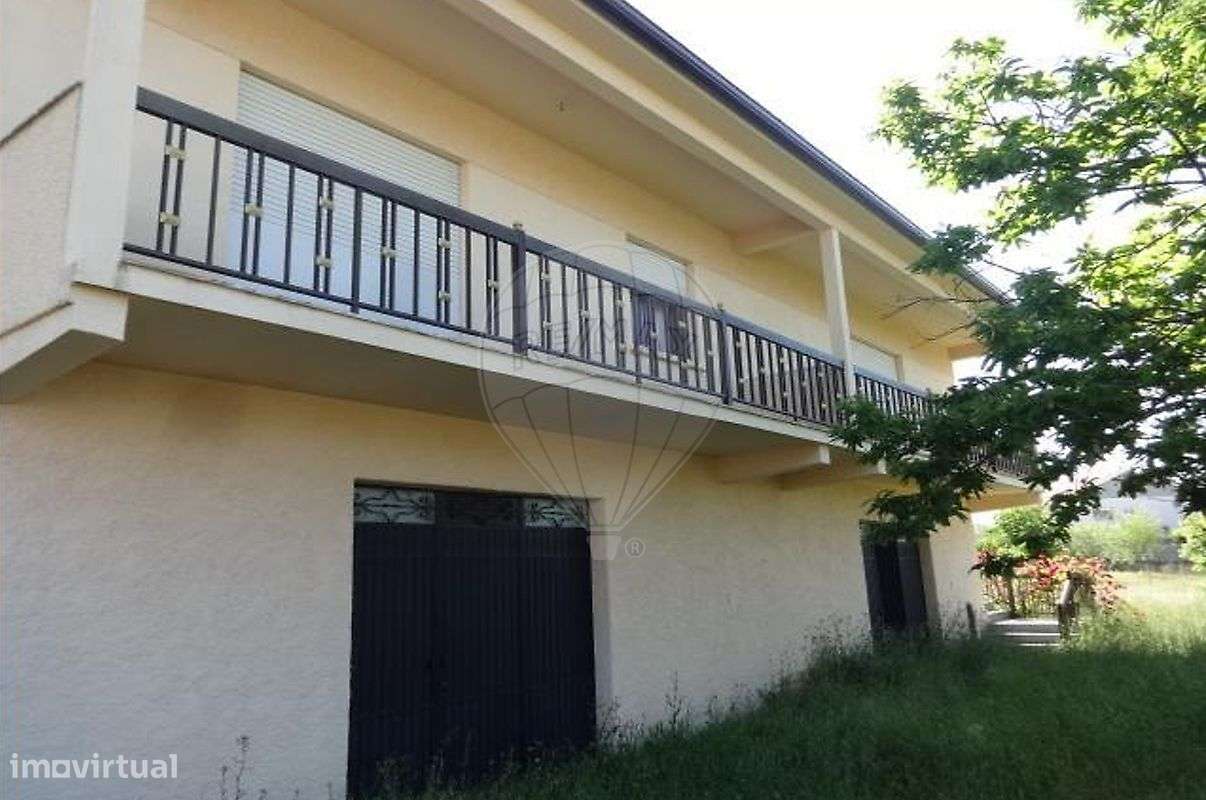 Moradia T4 para venda-14