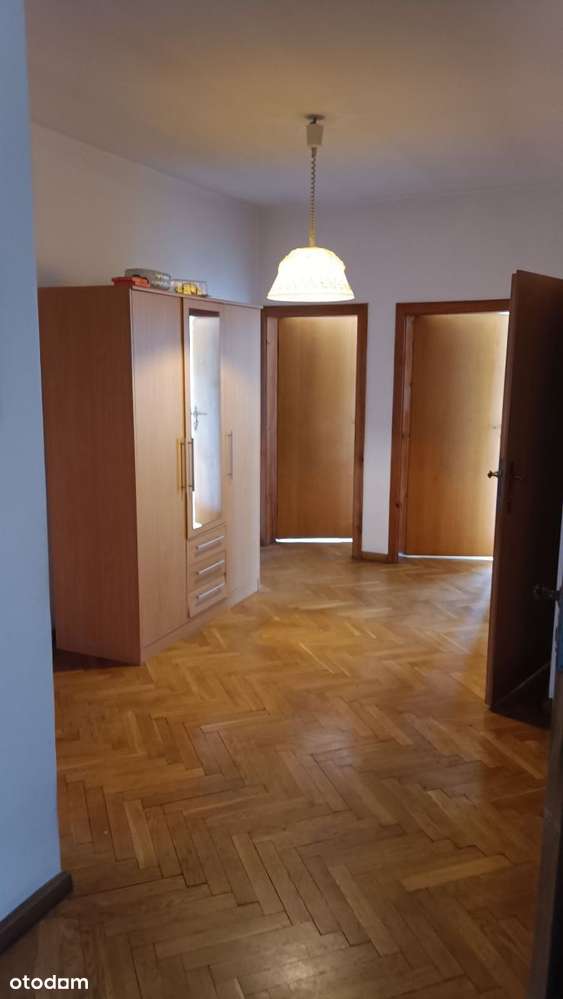 Duży dom z potencjałem-16