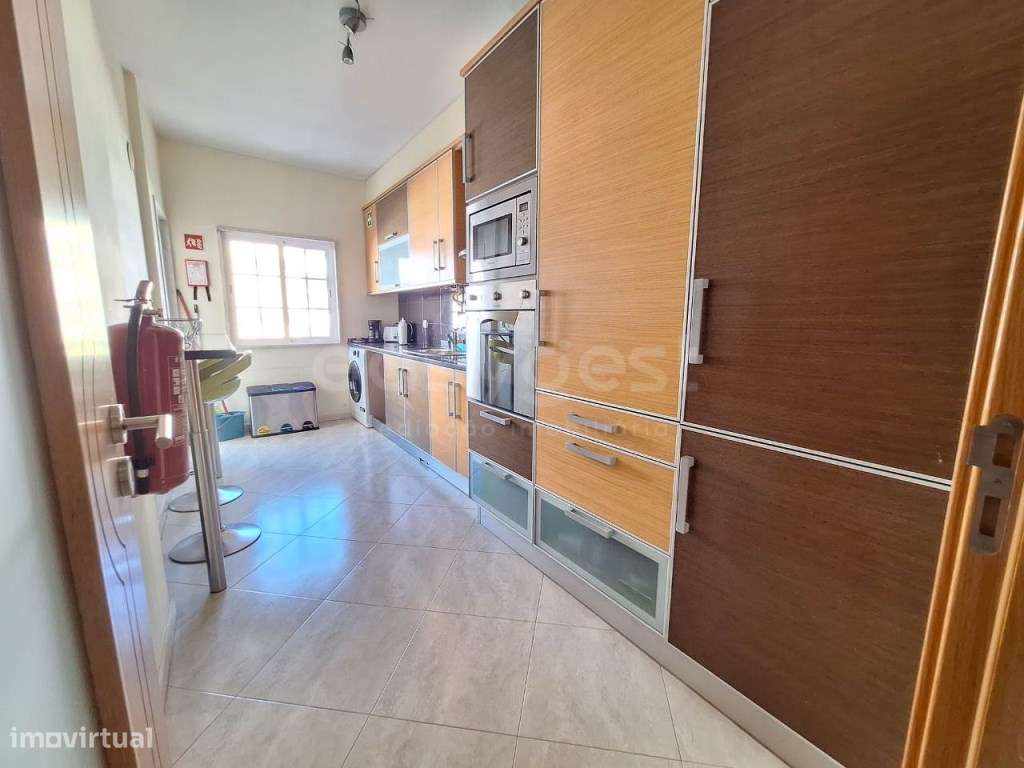 T2 Mobilado e Equipado no Centro de Carvoeiro - a 5 Minutos da Praia! - Grande imagem: 5/18