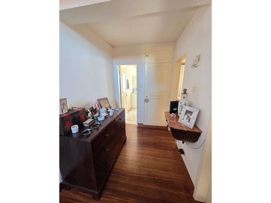 Charmosa moradia T4, na Ericeira, com fantástica vista mar-8