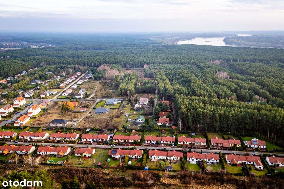 Duża działka częściowo zalesiona niedaleko jeziora-6