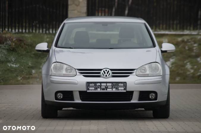 Volkswagen Golf V 1.9 TDI Comfortline - 4