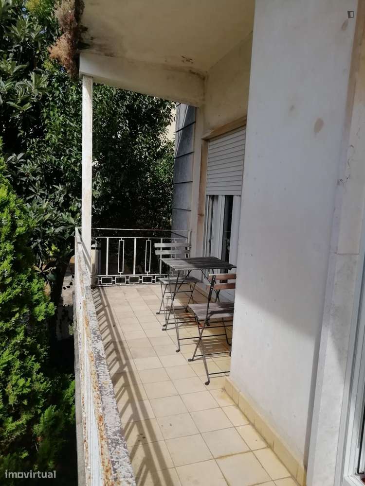 Apartamento com 4 quartos - localizado em Montes Claros Coimbra - Grande imagem: 4/10