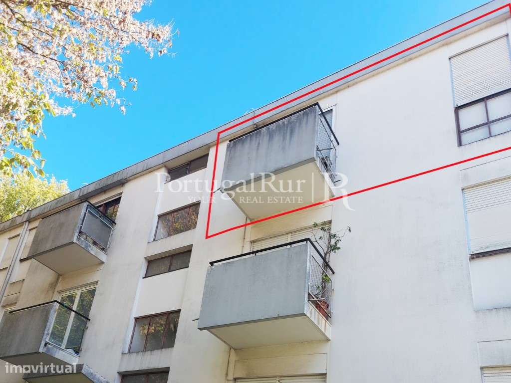 Apartamento T3 projecto Fernando Távora em Ramalde-26