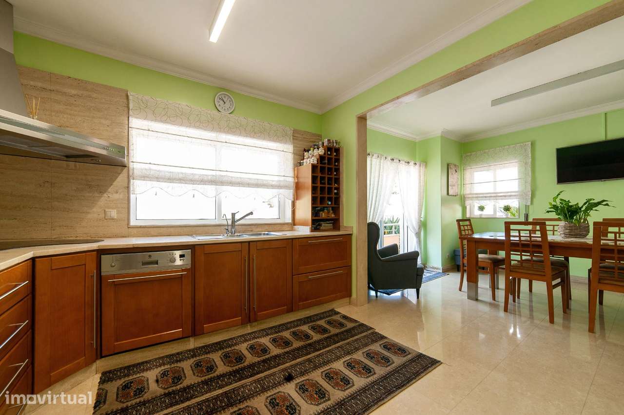 Fantástica Moradia Em Valongo.-27