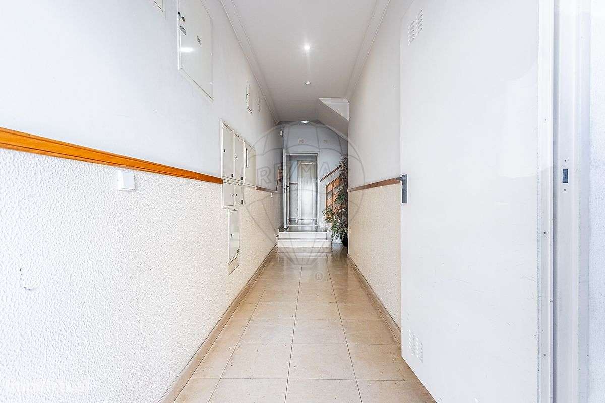 Apartamento T1 para venda - Grande imagem: 4/50