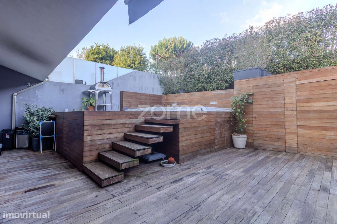 Moradia T4 Piscina e Vista Rio na Encosta do Douro-37