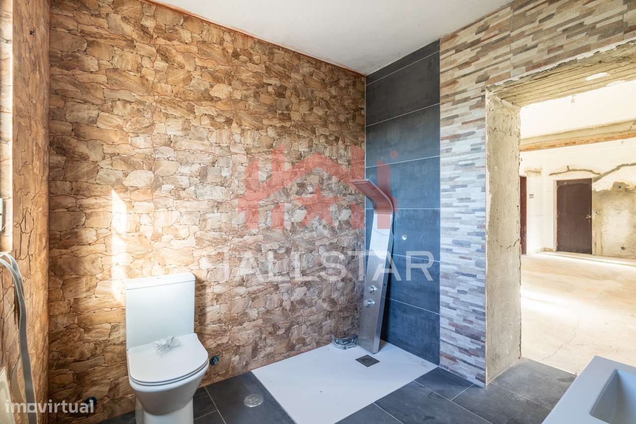 Quinta T3 em Remodelação / Terreno com 9.323m2 / Boa Vista-16