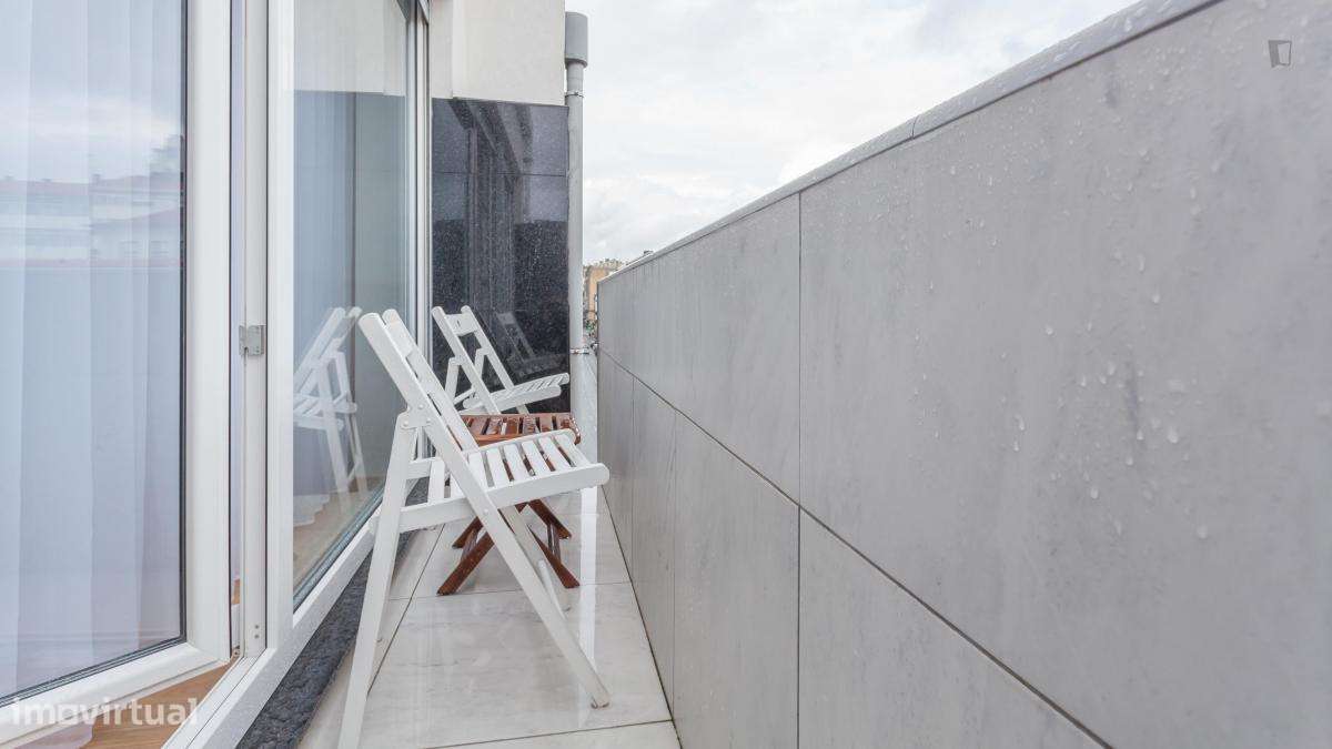 Apartamento com 1 quartos - localizado em Santo Ildefonso Porto - Grande imagem: 3/9