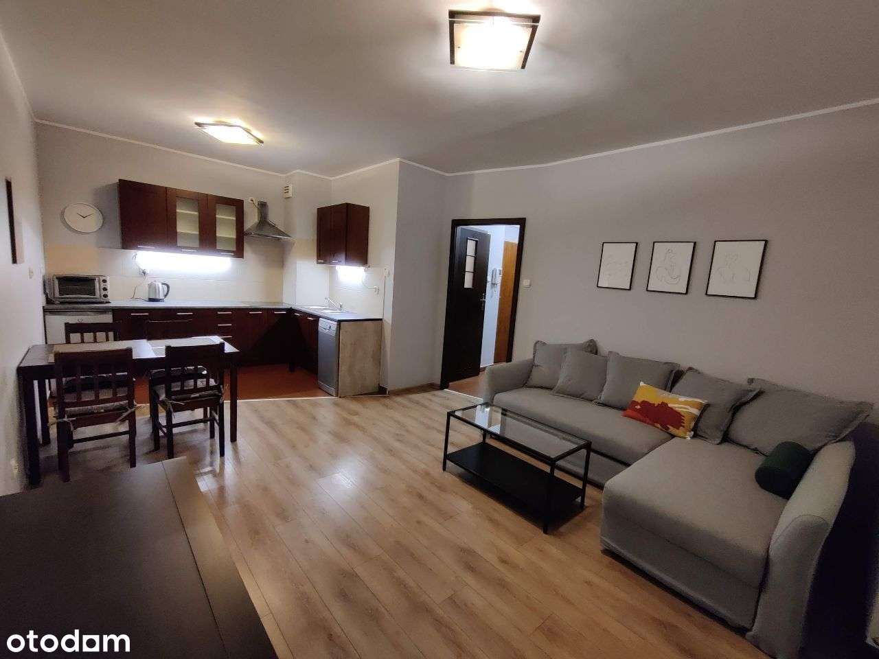 Słoneczne Tarasy - 41 m², dwa pokoje.