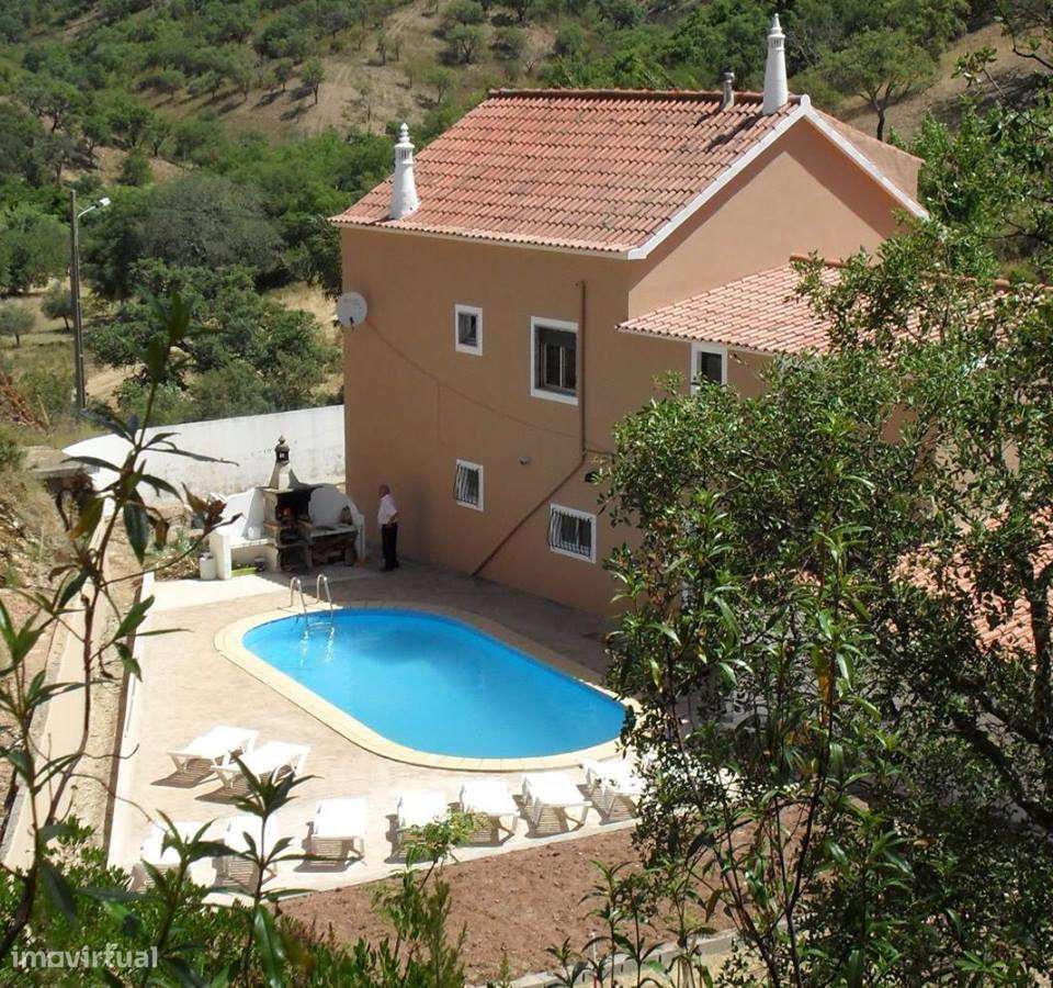 Moradia com 6 apartamentos INVESTIMENTO GARANTIDO - Grande imagem: 3/9