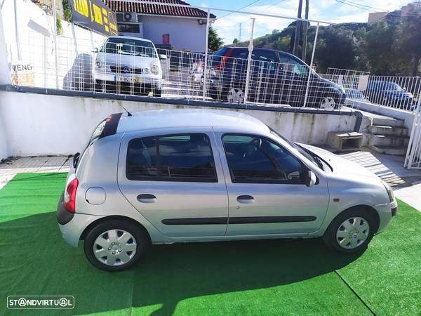 Renault Clio 1.2 16V Expression - 7