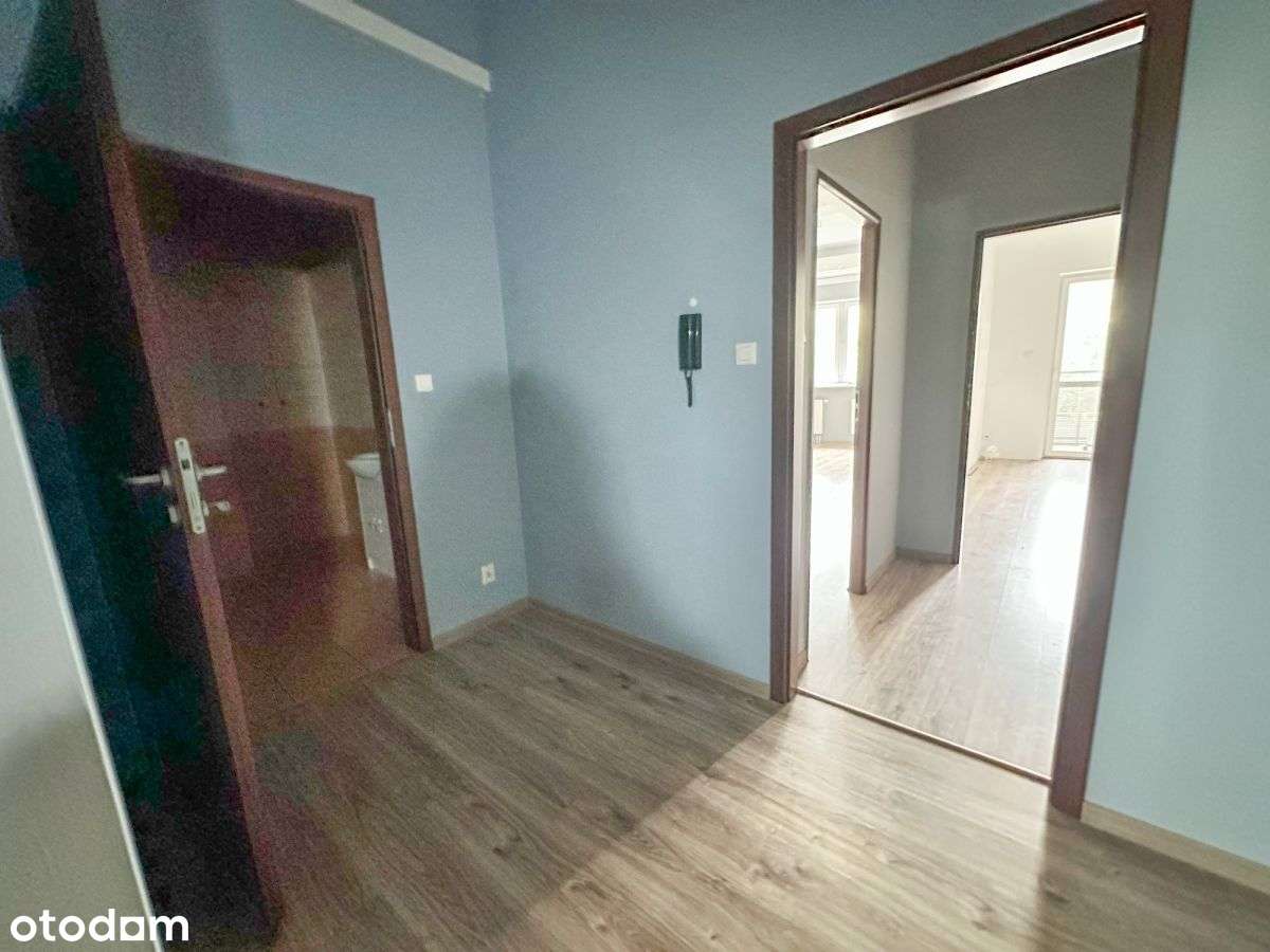 Lokal w centrum na I piętrze, 80m2. - Pełny obrazek: 5/5