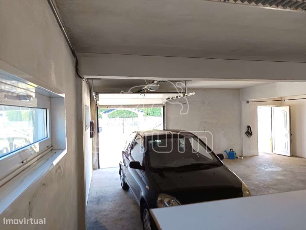 Moradia Isolada em Fragoso-24