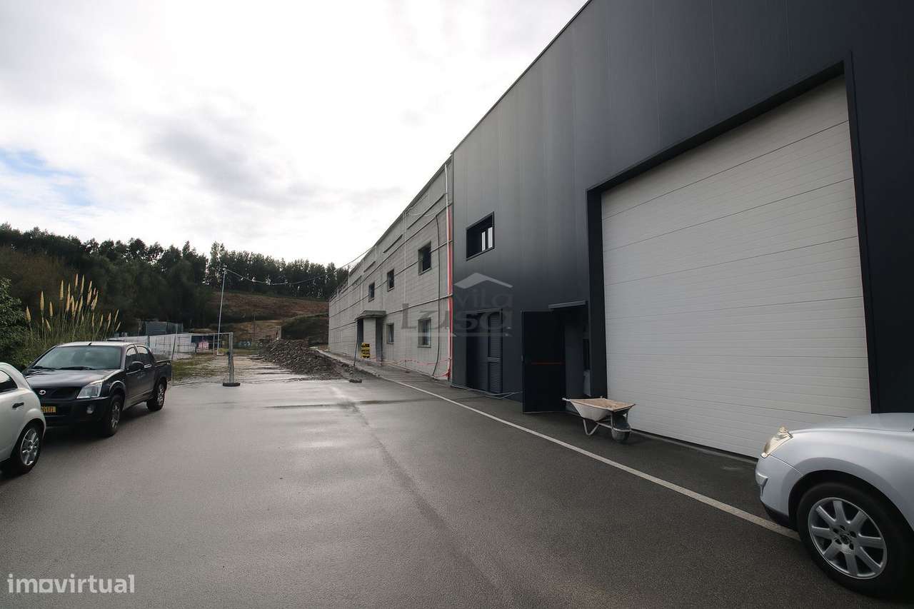 Armázem novo em Castelo de Paiva incerido em Parque empresencial - Grande imagem: 3/18